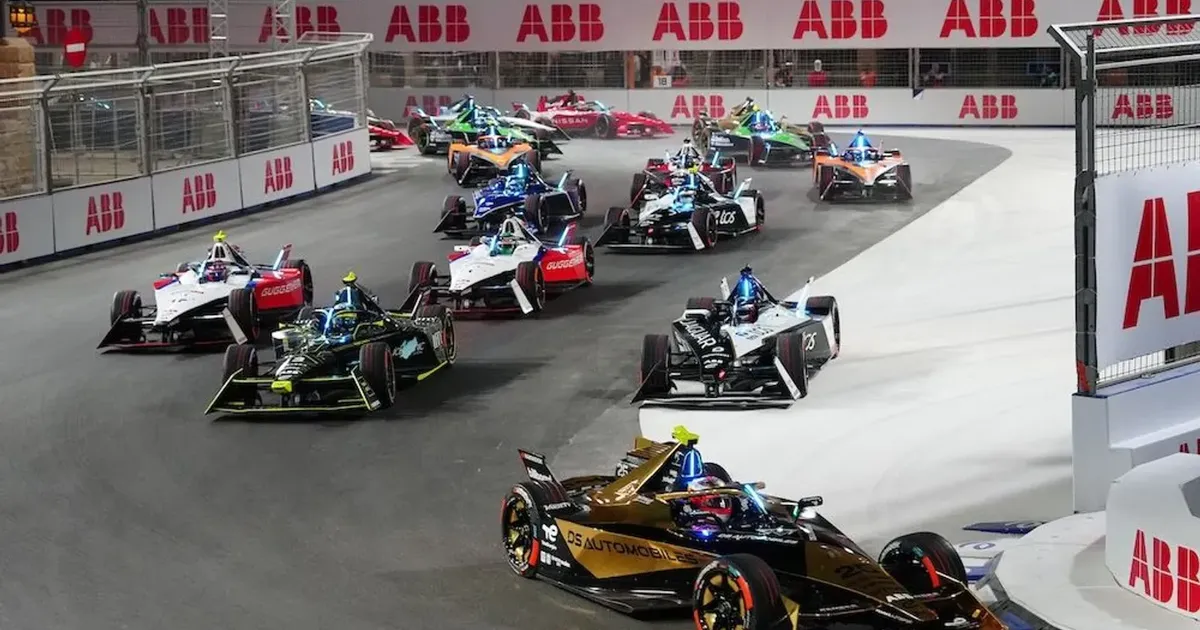 Jeddah E-Prix 2025: Formula E's High-Speed Return to Saudi Arabia