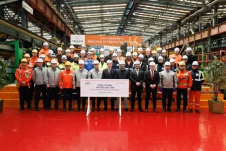 Nakilat LNG carrier steel cutting