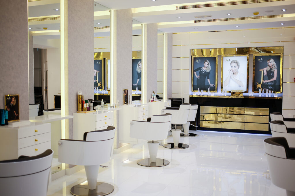 Maison de Joelle Lounge