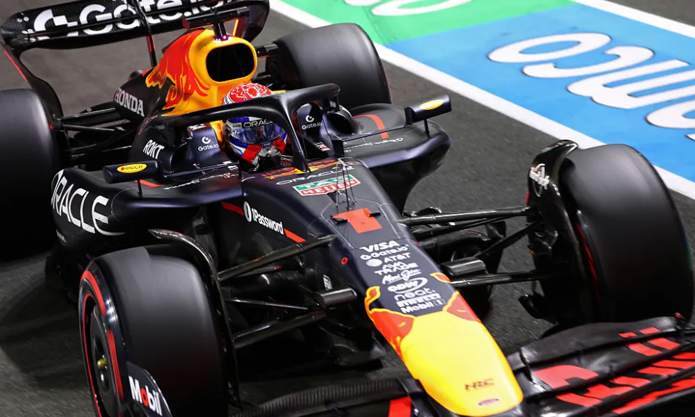 Verstappen Clinches