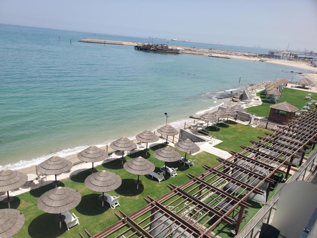 Al Kout Beach & Mall