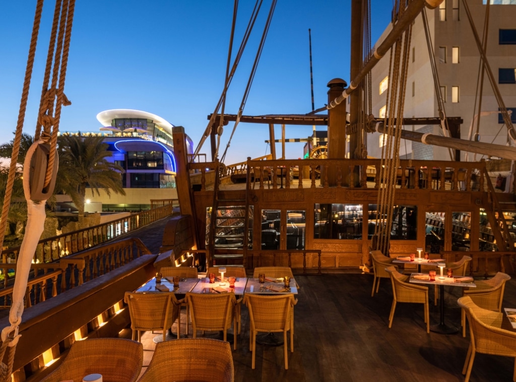 Dining Restaurants