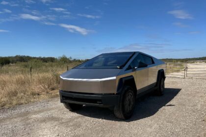 Tesla Cybertruck Saudi Arabia