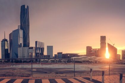 Saudi Arabia’s global tourism investment plan reviews