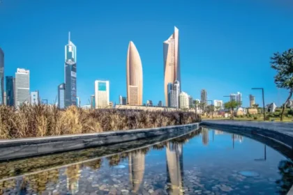 Kuwait banks backed by government